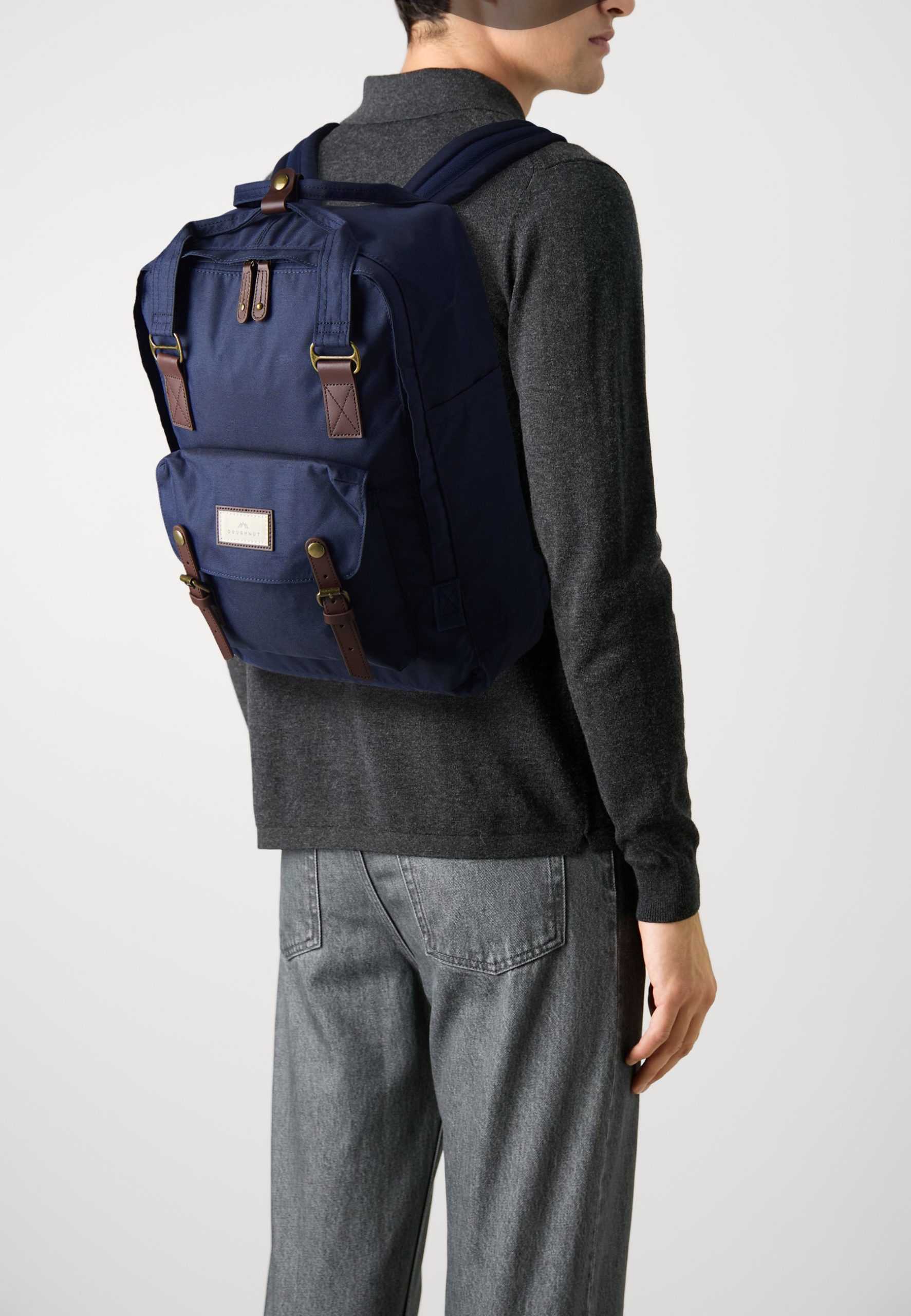doughnut-rugzak-350yqi-1.jpg Doughnut MACAROON LARGE BACKPACK UNISEX Rugzak navy/donkerblauw Zalando.nl - Afbeelding 1