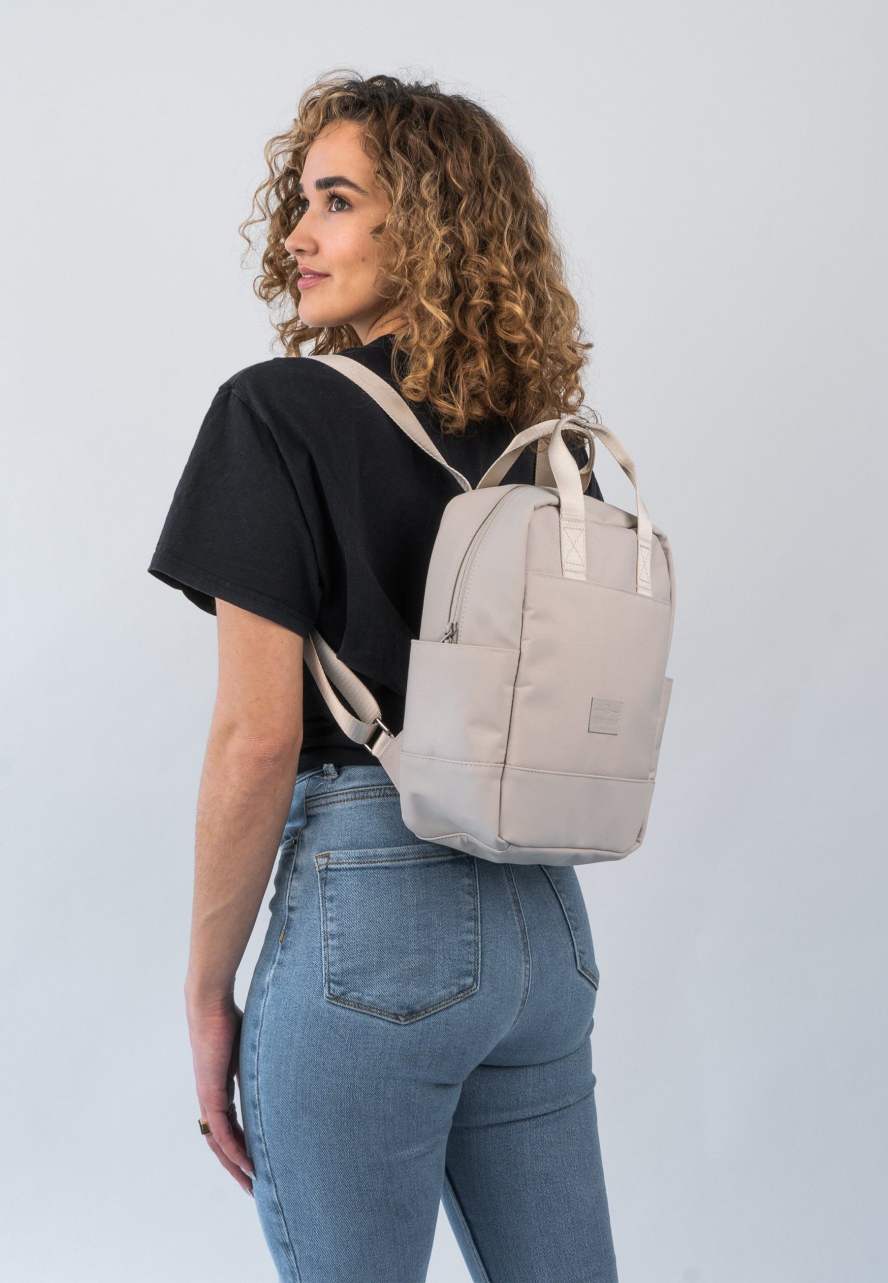 johnny-urban-rugzak-549nvk-1.jpg Johnny Urban JONA SMALL Rugzak sand/zandkleur Zalando.nl - Afbeelding 1