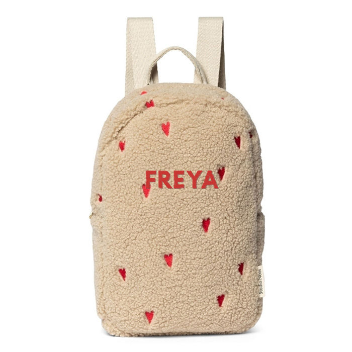 studio-noos-rugzak-met-naam-699pzg-1.jpg Studio Noos rugzak Teddy ecru hearts met naam | KidsDeco.nl - Afbeelding 1